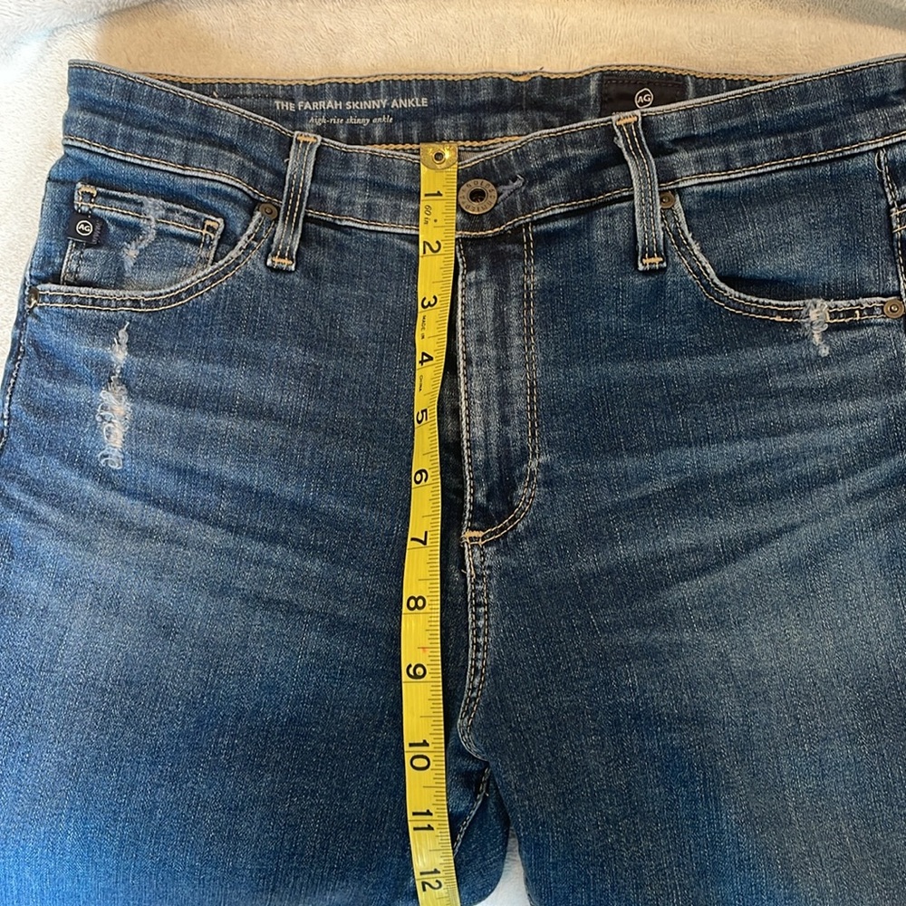 AG The Farrah Skinny Ankle Jeans. High rise skinny ankle ..lots of stretch. 28R - Picture 12 of 13